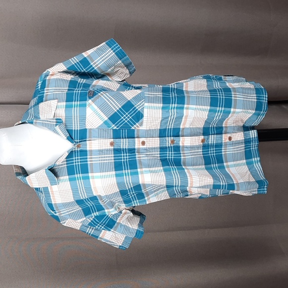 L.L.Bean teal plaid short sleeve beach cruiser button up top, size medium - Picture 3 of 11